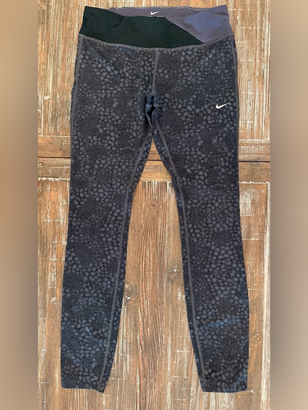 Nike Dry-Fit Women’s Black & Gray Patterned Performance Leggings - Sz M